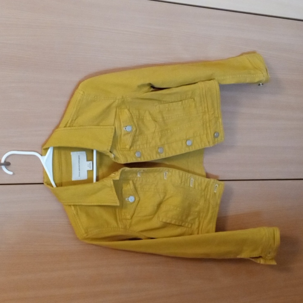 Anthropologie Pilcro and the Letterpress cropped denim jacket gold size small